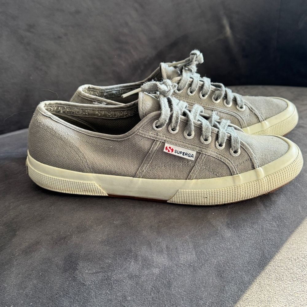 Superga Women’s Classic Gray Sneakers